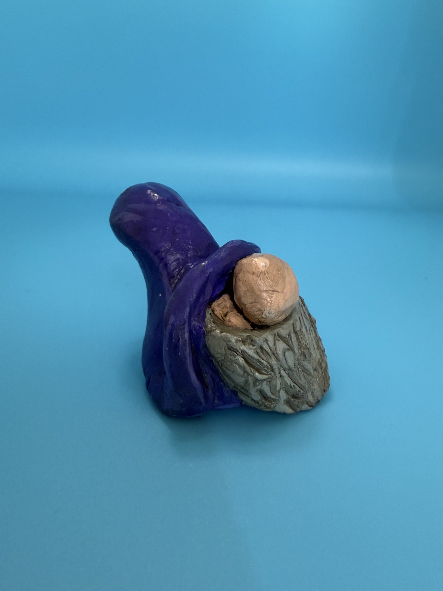 Shelf Settler Gnome — Purple Hat and Robes - GnomeNGarden