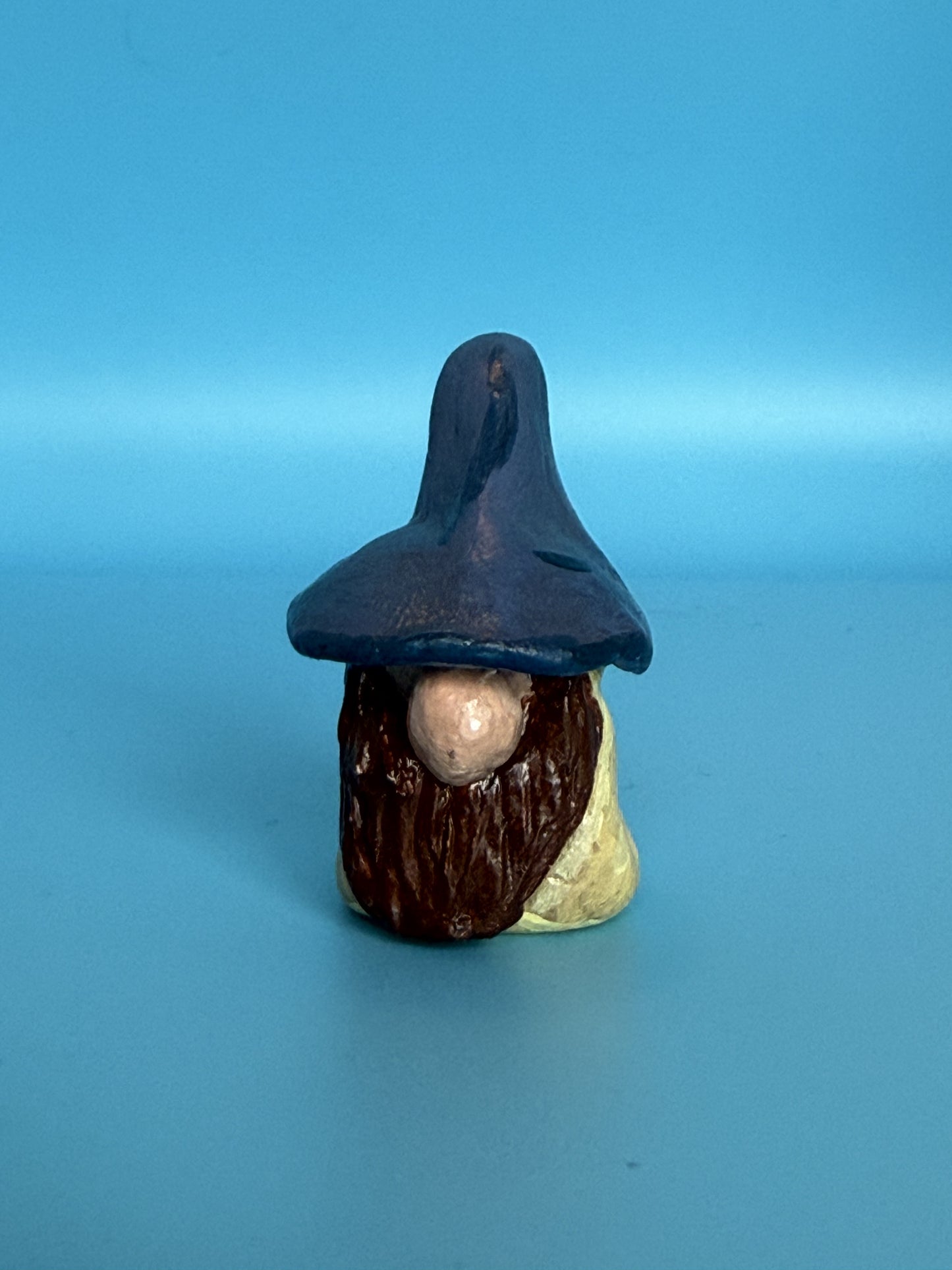 Mighty Munchkin Gnome — Blue Hat, Yellow Robes - GnomeNGarden