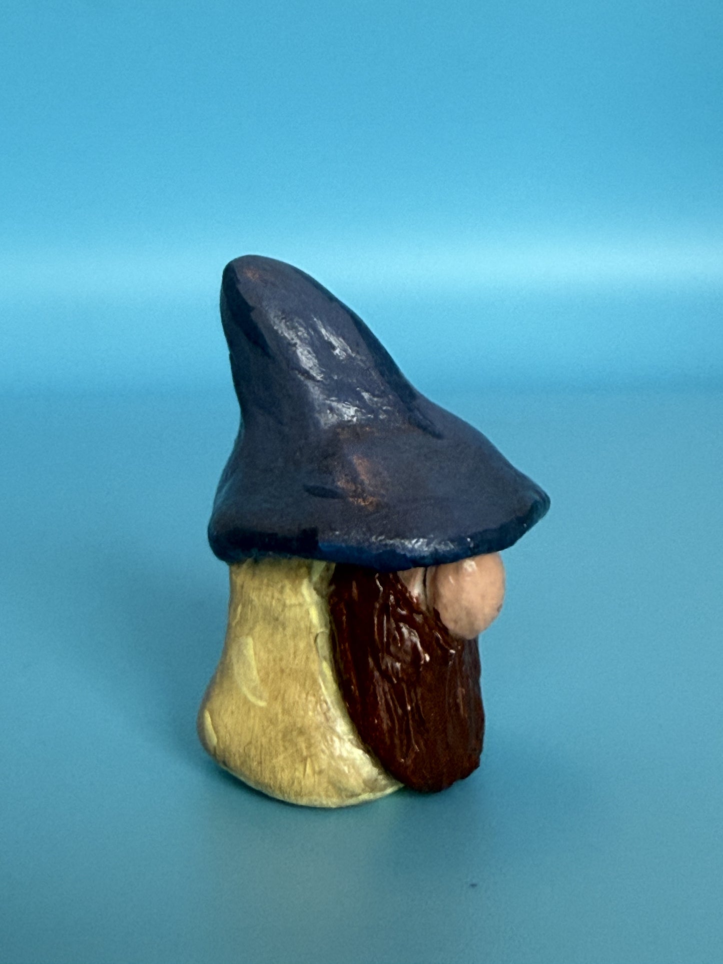 Mighty Munchkin Gnome — Blue Hat, Yellow Robes - GnomeNGarden