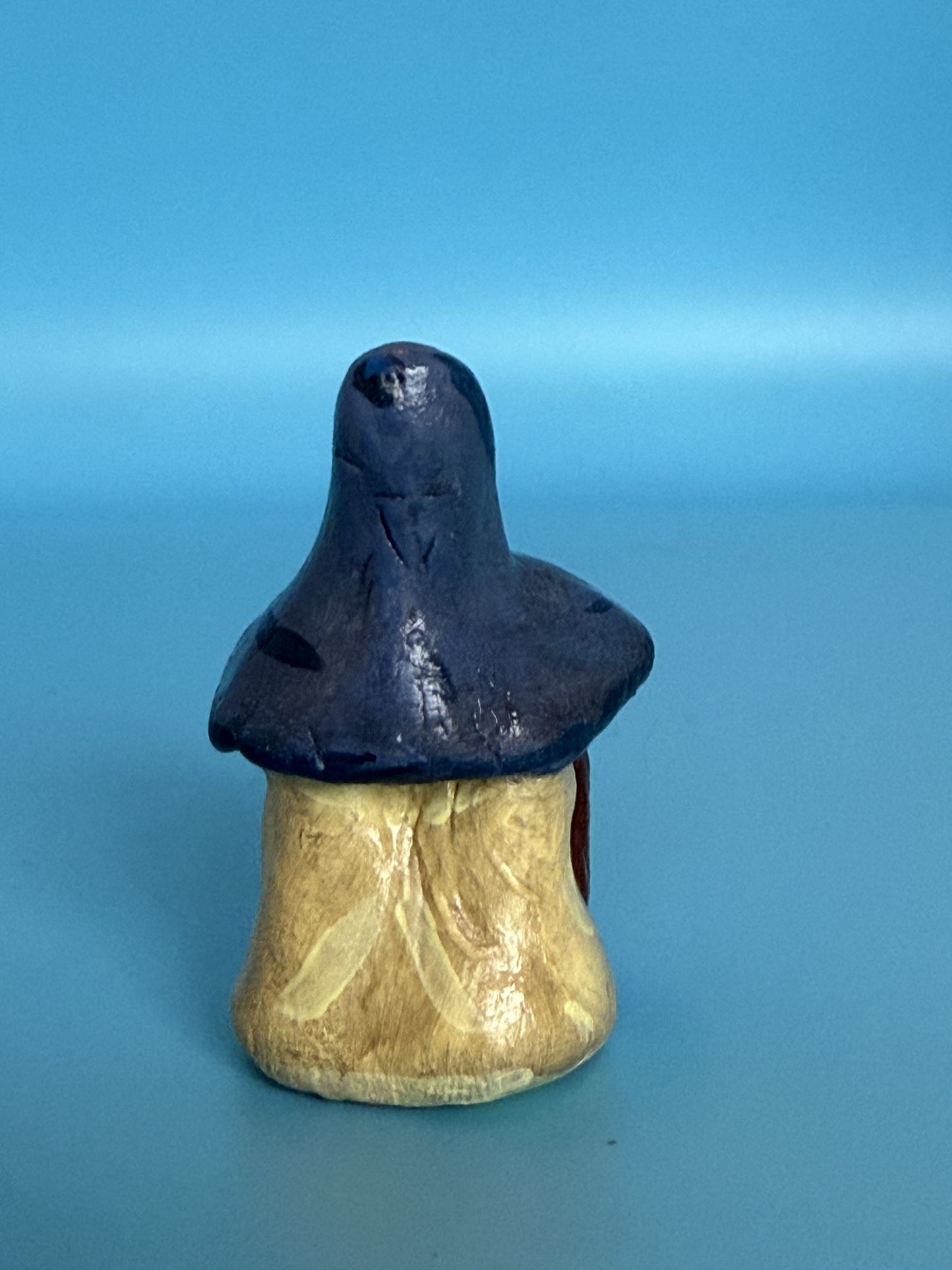 Mighty Munchkin Gnome — Blue Hat, Yellow Robes - GnomeNGarden